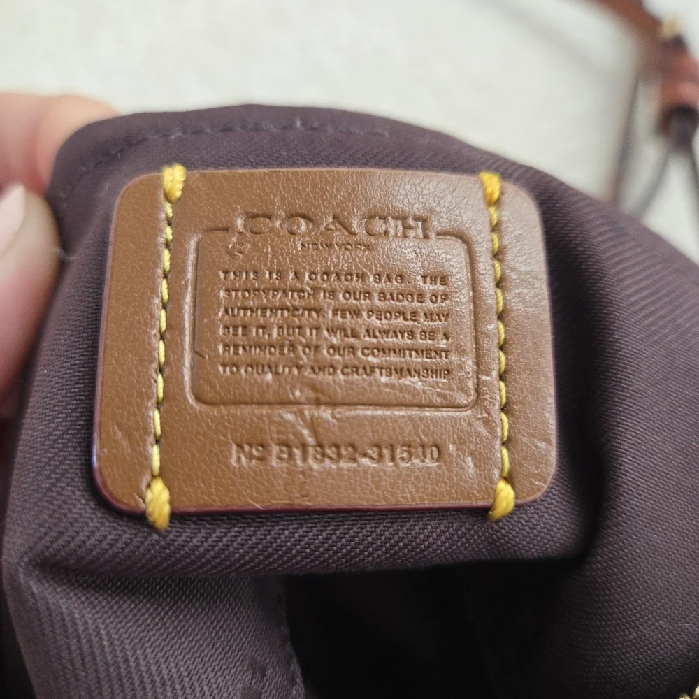 Coach EUC Kitt Signature Jacquard Crossbody Bag - Picture 4 of 16